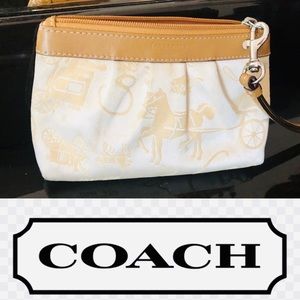 Wristlet/wallet signature Coach